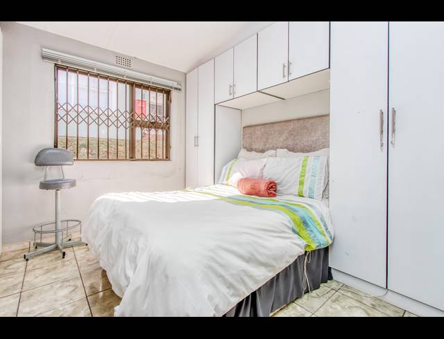 3 BEDROOM APARTMENT BLOCK FOR SALE IN RIDGEWAY